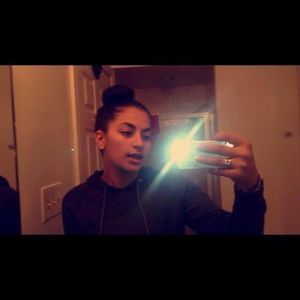 Meet your Posher, Jihan